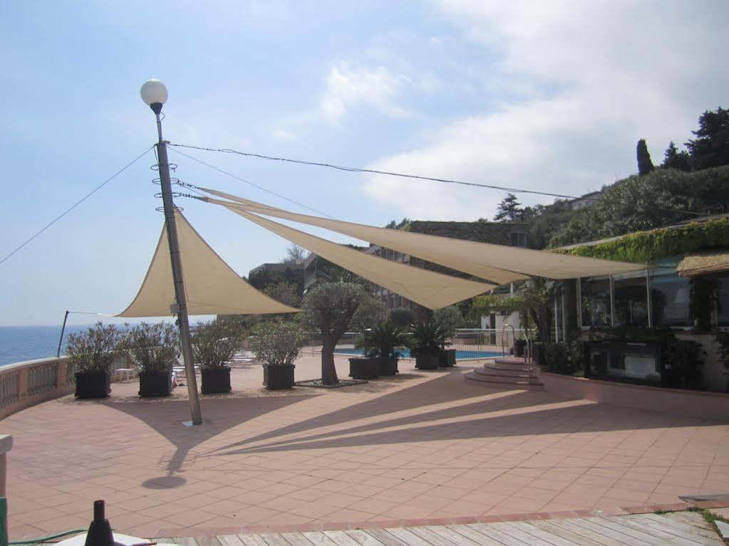 Alivi Hotel Bastia  Exterior photo